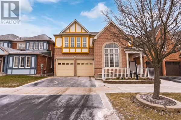 19 HASKELL AVE, Ajax