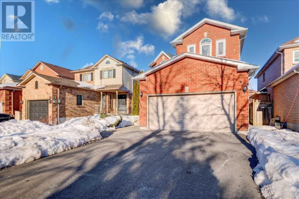 37 OLD COLONY DR, Whitby