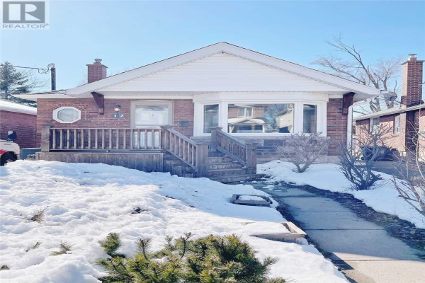 12 NORTHBROOK RD, Toronto
