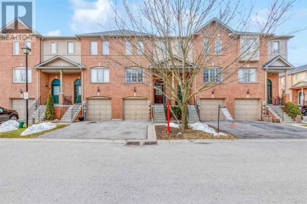 6 SALMON WAY, Whitby