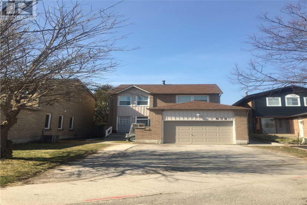 672 ERAMOSA CRES, Pickering