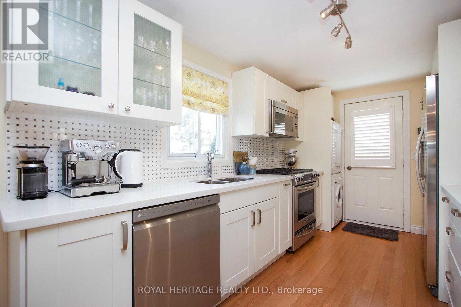 Listing E6010132 - Large Photo # 14