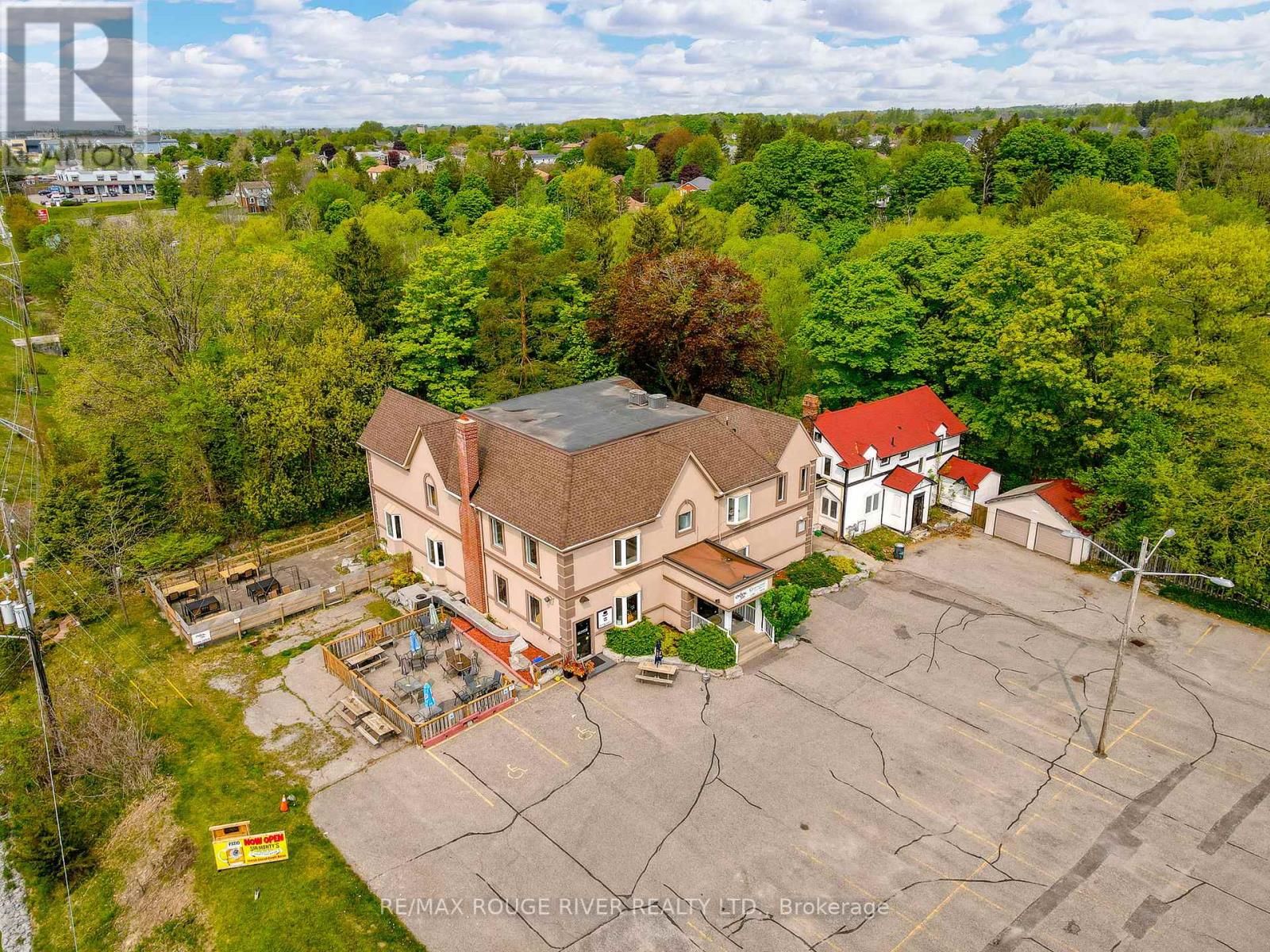 Listing E6010584 - Large Photo # 2