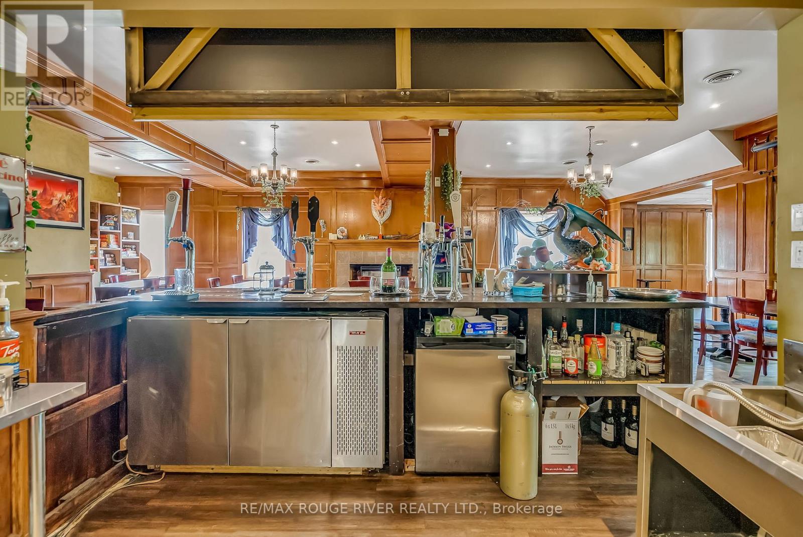 Listing E6010584 - Large Photo # 12