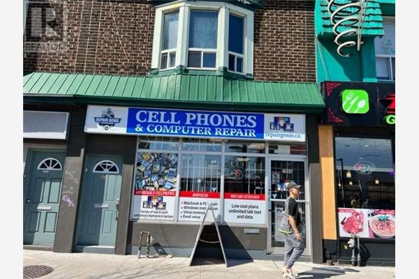 2656 DANFORTH AVE, Toronto