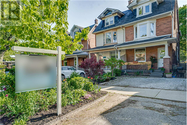 54 BROOKMOUNT RD, Toronto