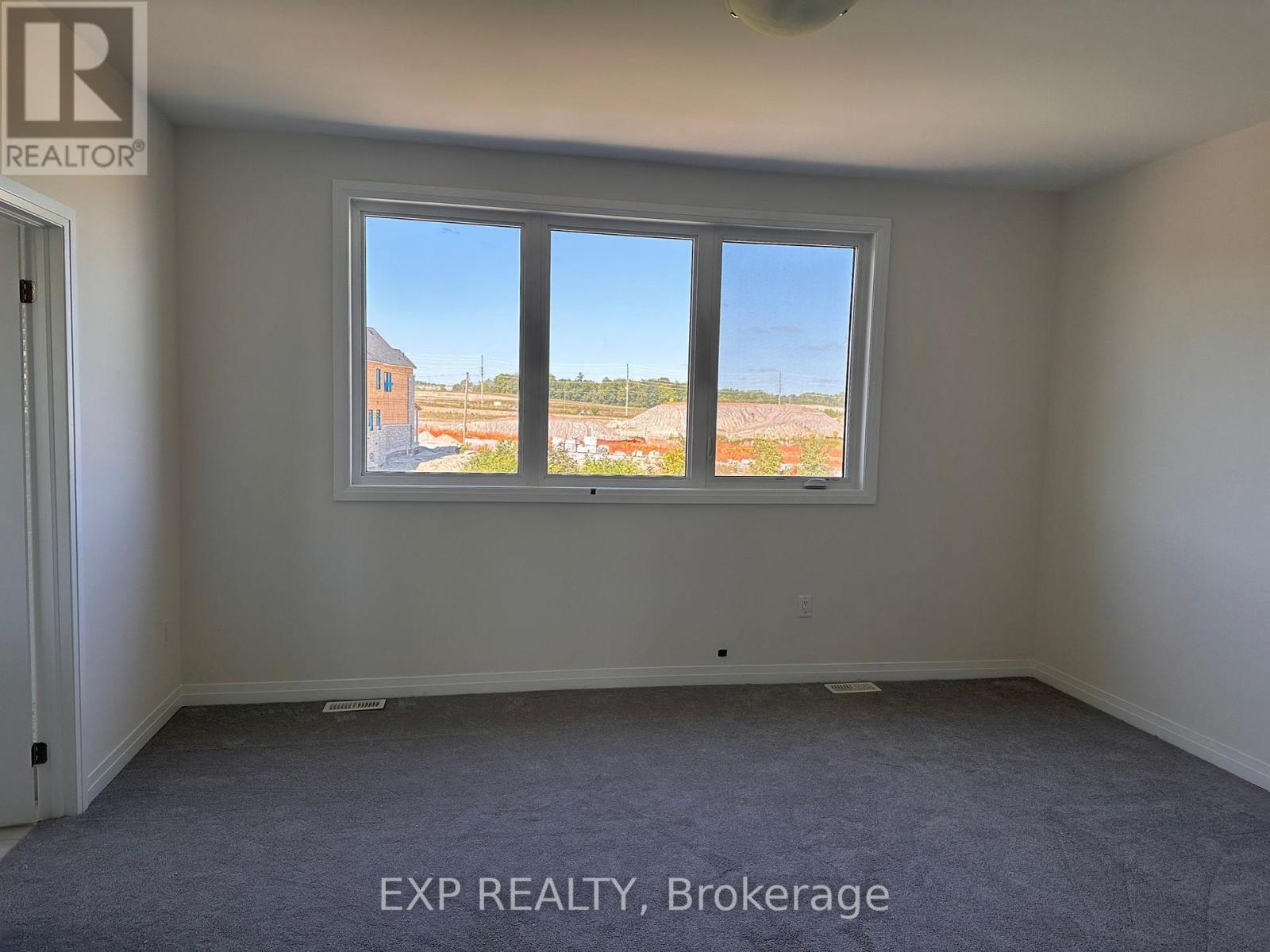 1162 SKYRIDGE BLVD