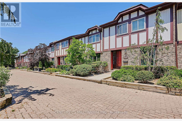 #82 -100 BURROWS HALL BLVD, Toronto