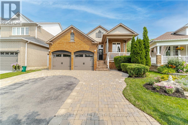 30 AMANDA AVE, Whitby