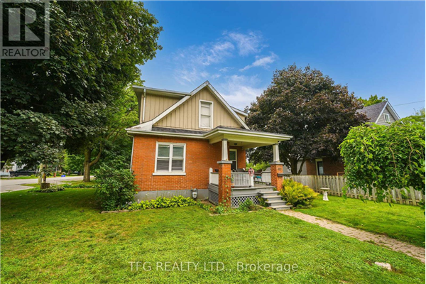 412 WALNUT ST W, Whitby