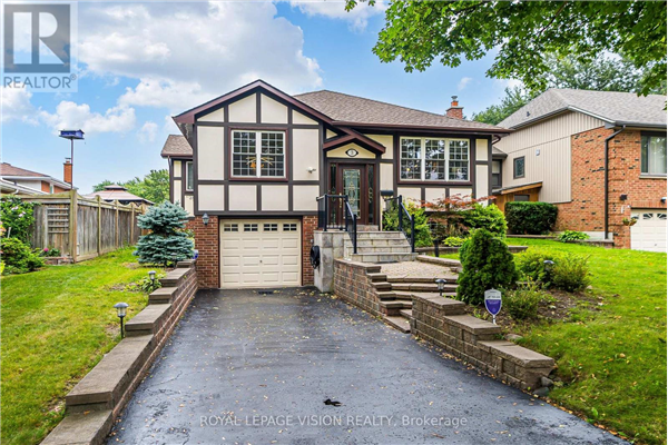 3 MUIR CRES, Whitby