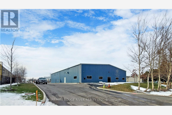 30 MINUK ACRE, Toronto