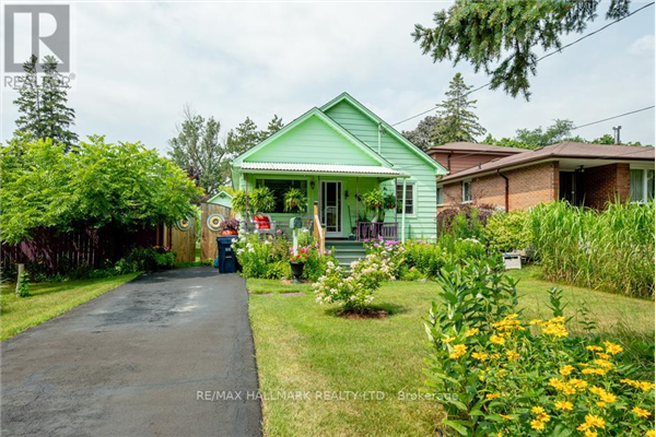 22 WESTCROFT DR, Toronto
