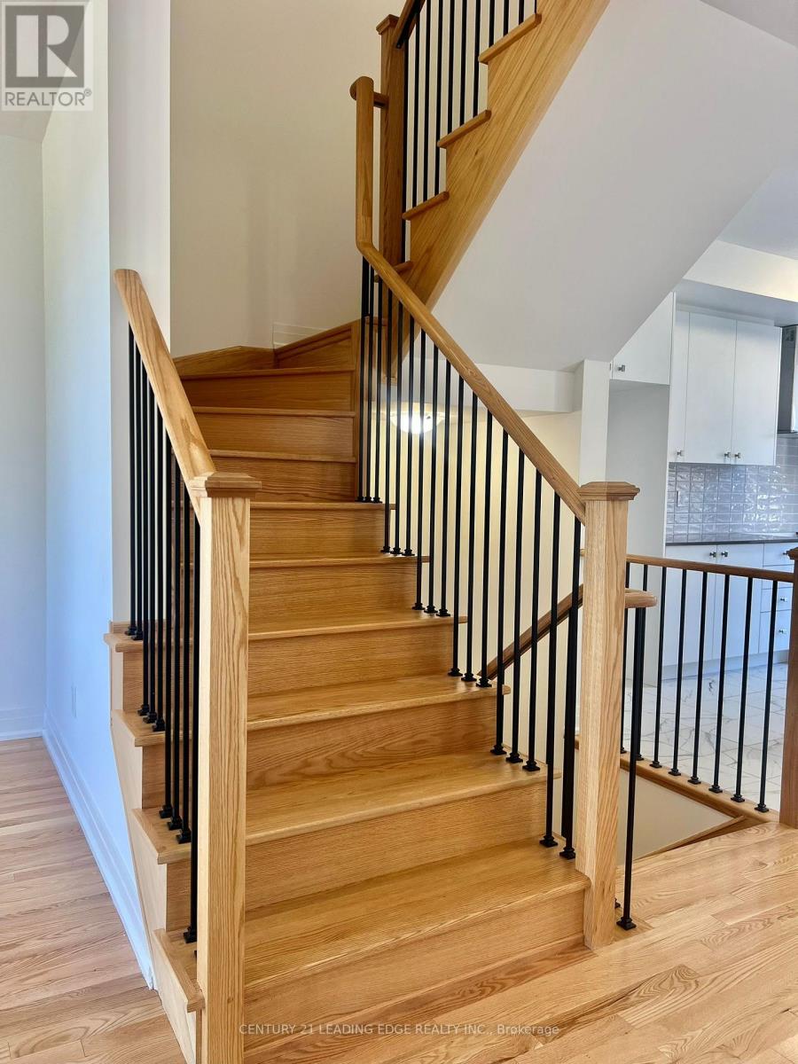 #34 -72 WATERSIDE WAY, #34