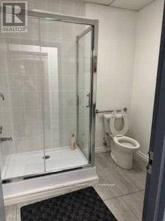 #102 -174 HARWOOD AVE S, #102