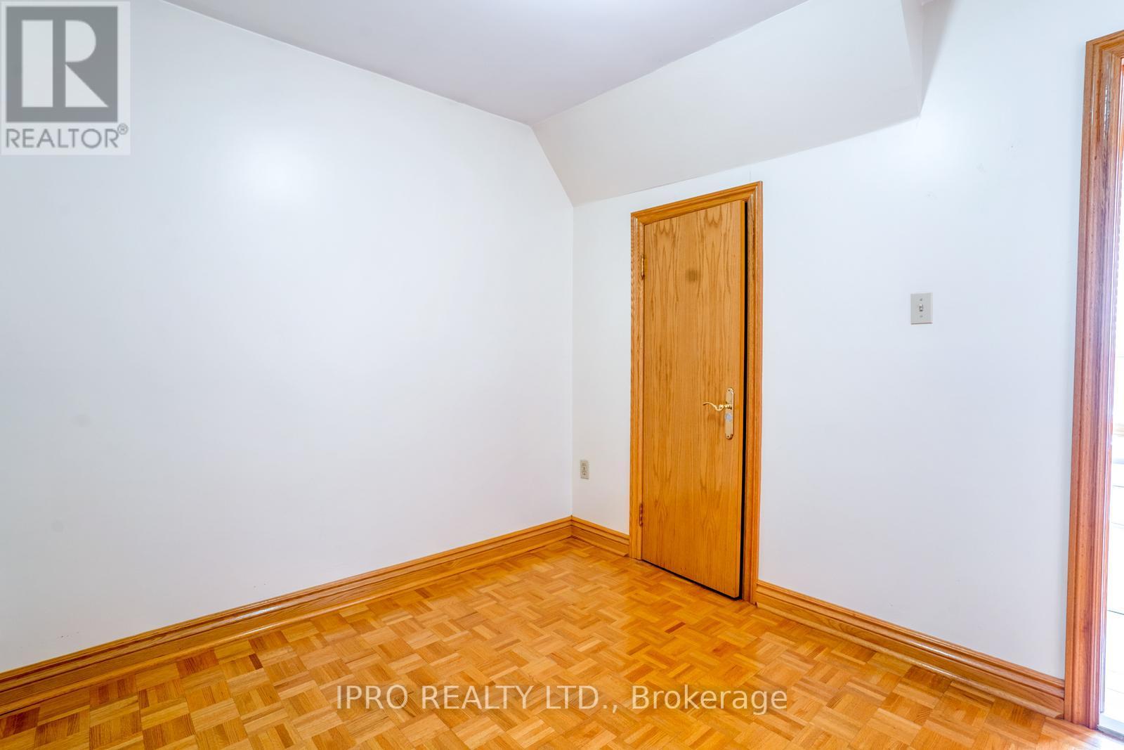 Listing E7009096 - Large Photo # 22