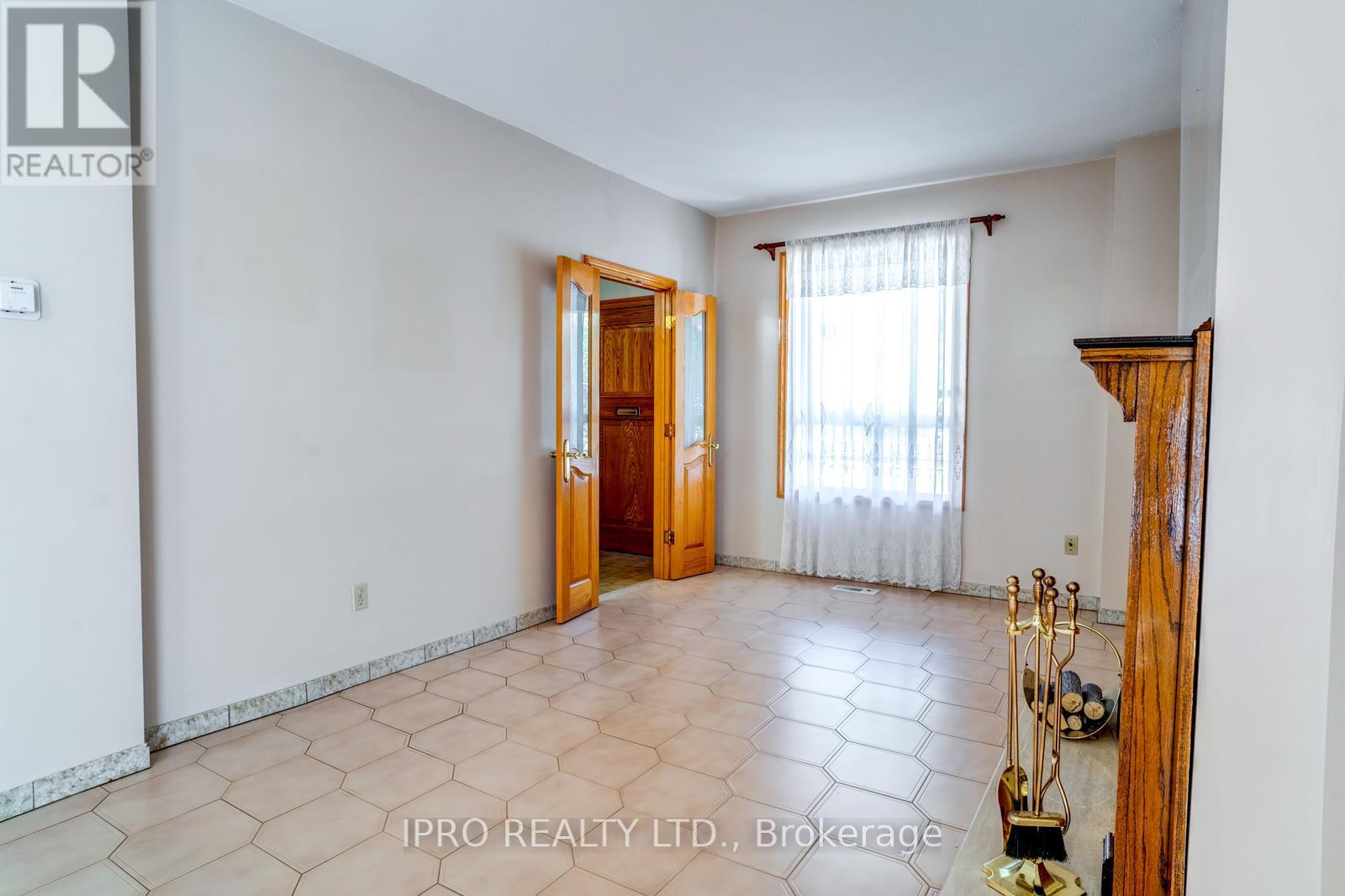Listing E7009096 - Large Photo # 6