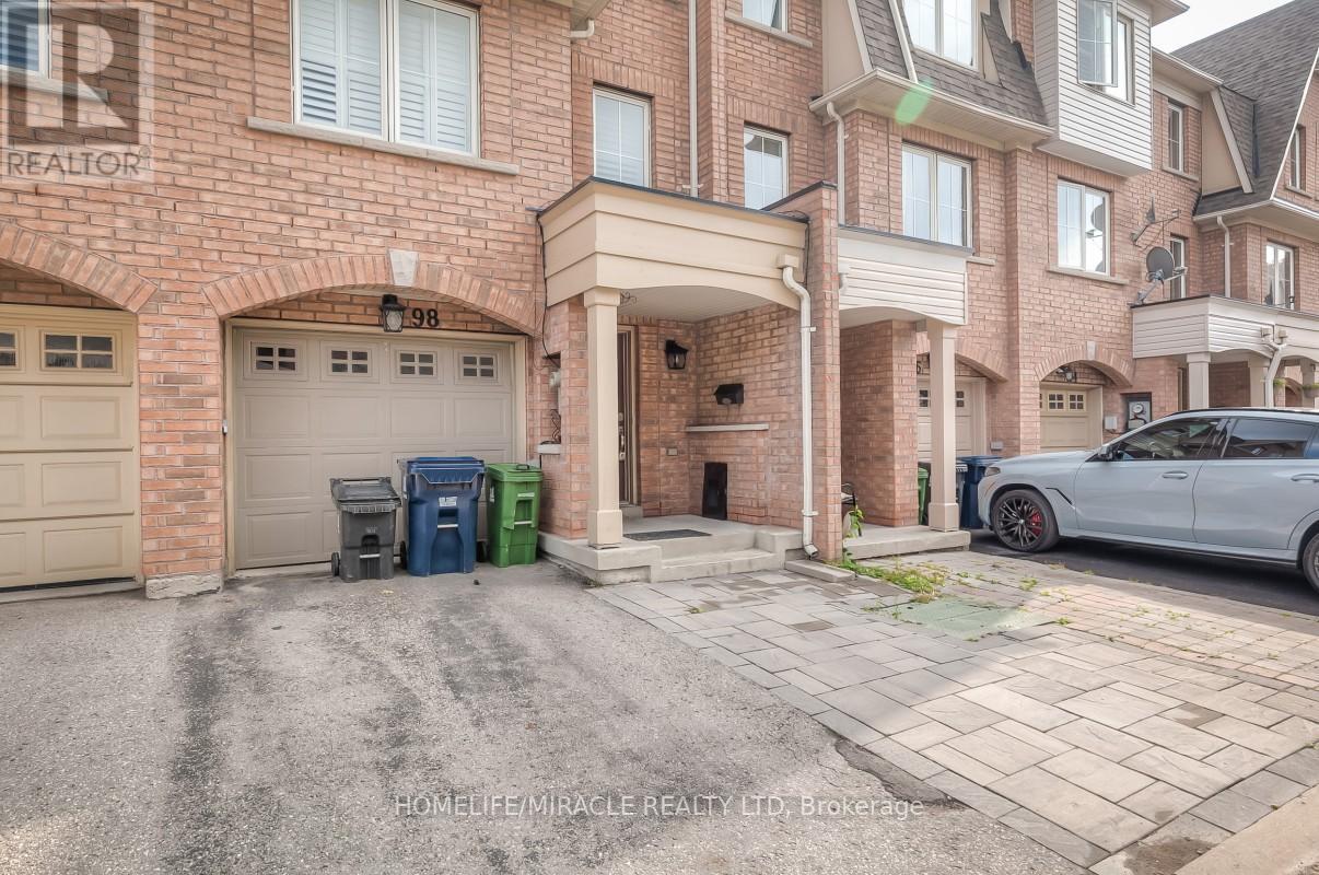 98 JENKINSON WAY