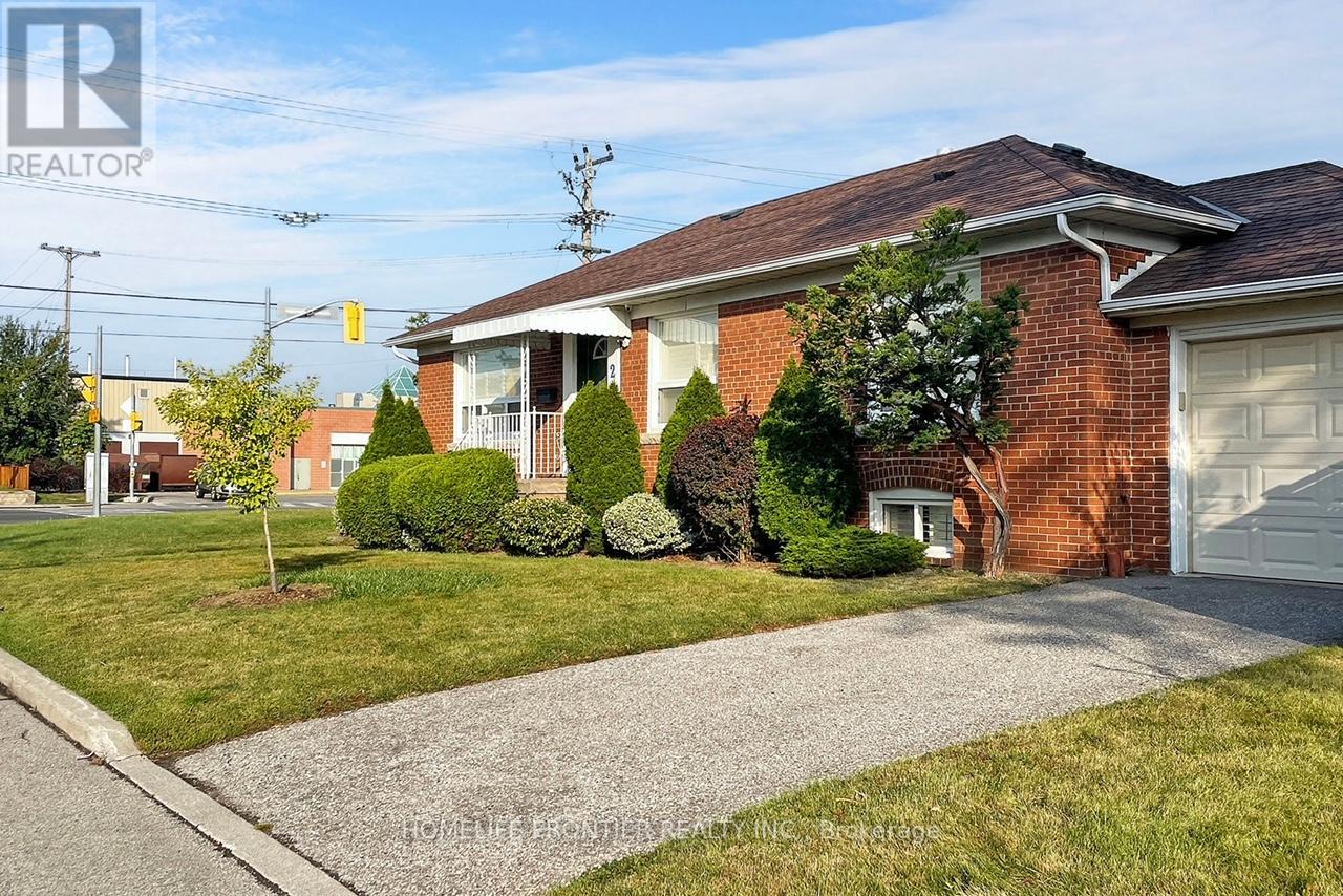 2 KELLYVALE RD