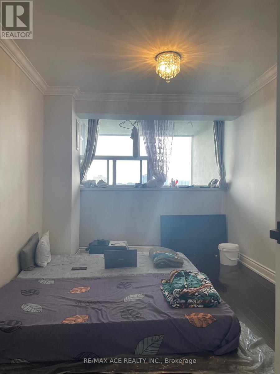 #1211 -25 SILVER SPRINGS BLVD, #1211
