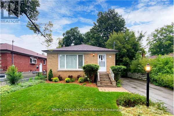 30 GRAYLEE AVE, Toronto