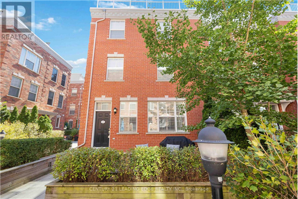 1 FAIRHEAD MEWS, Toronto