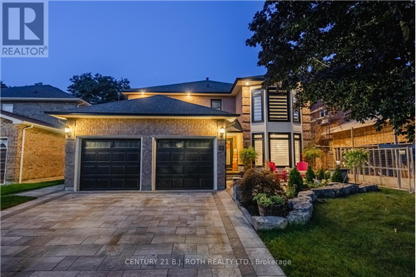 52 HENDERSON DR, Whitby