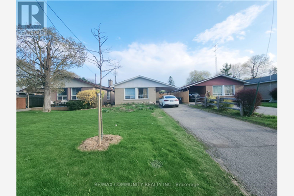 19 DEERFIELD RD, Toronto