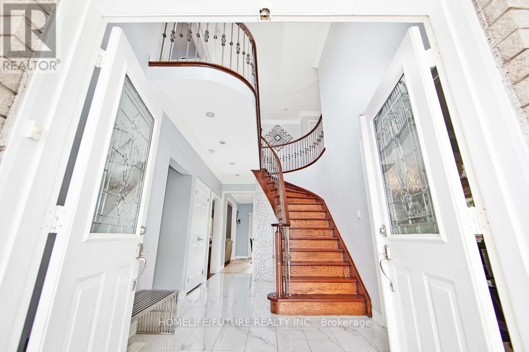 534 LEKANI CRT