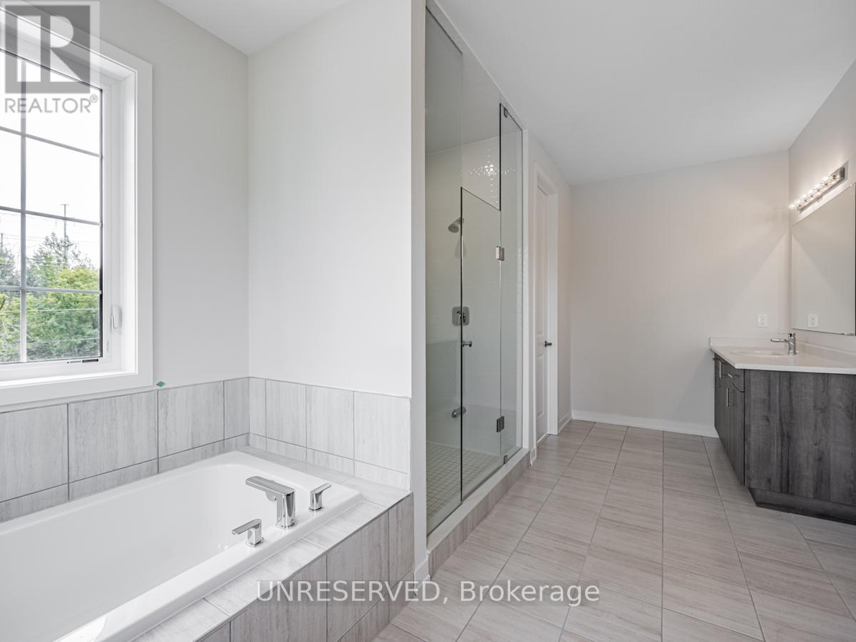 #29 -400 FINCH AVE