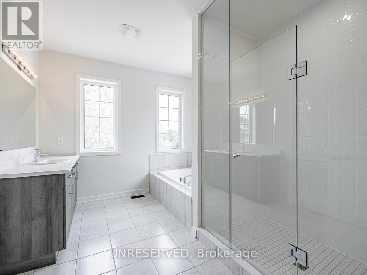 #29 -400 FINCH AVE