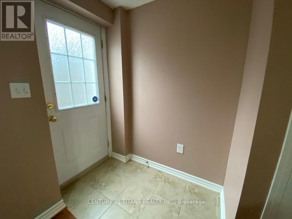 19 LING ST