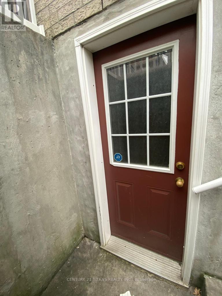 19 LING ST