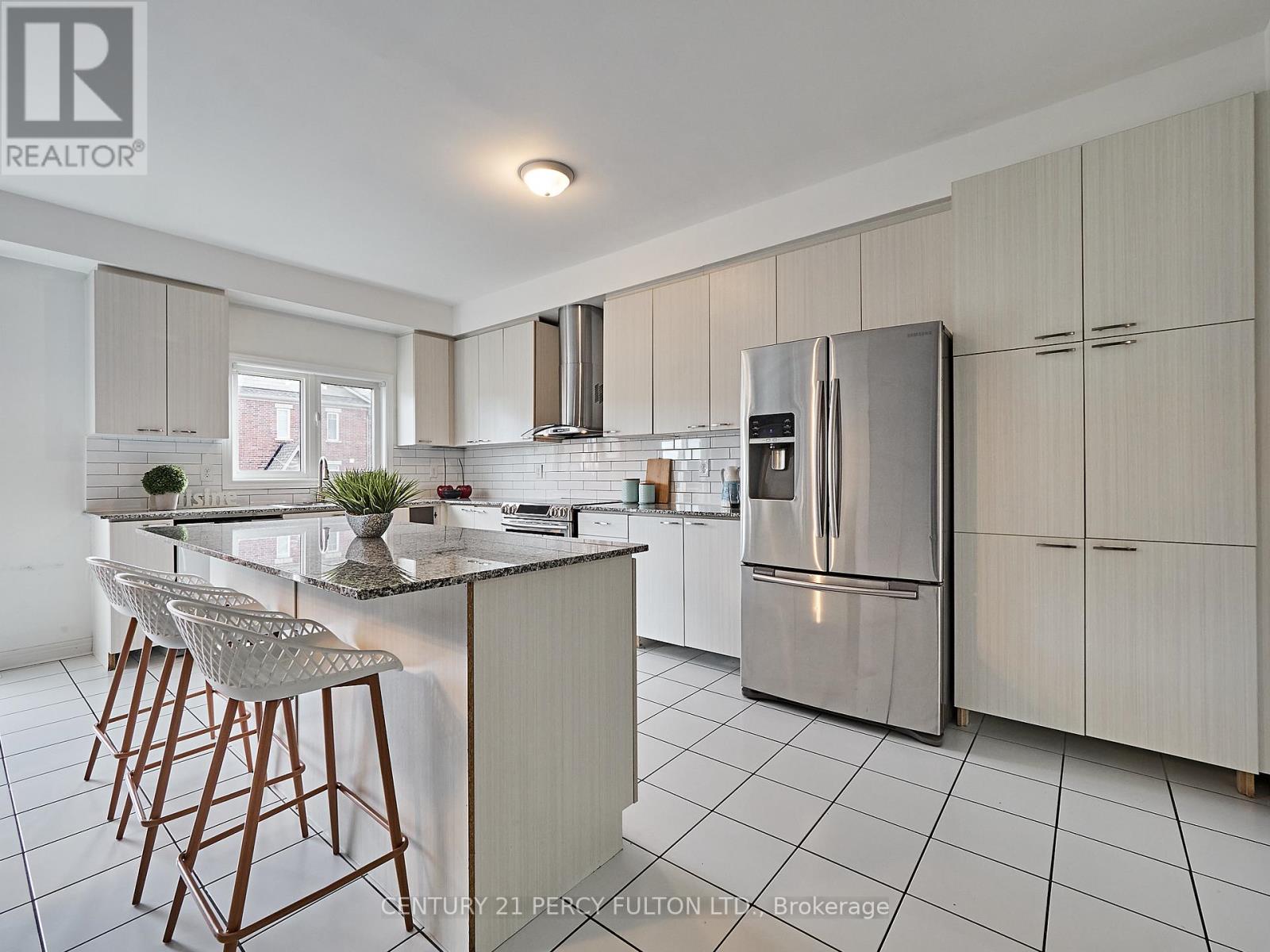 1707 CAROUSEL DR