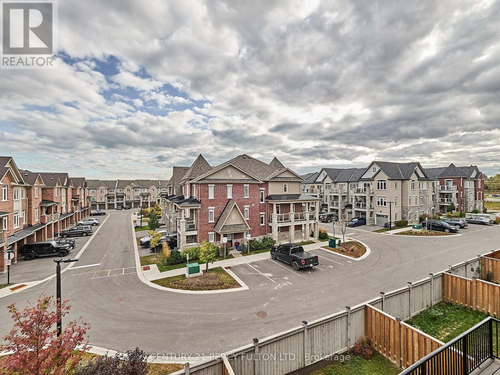 1707 CAROUSEL DR