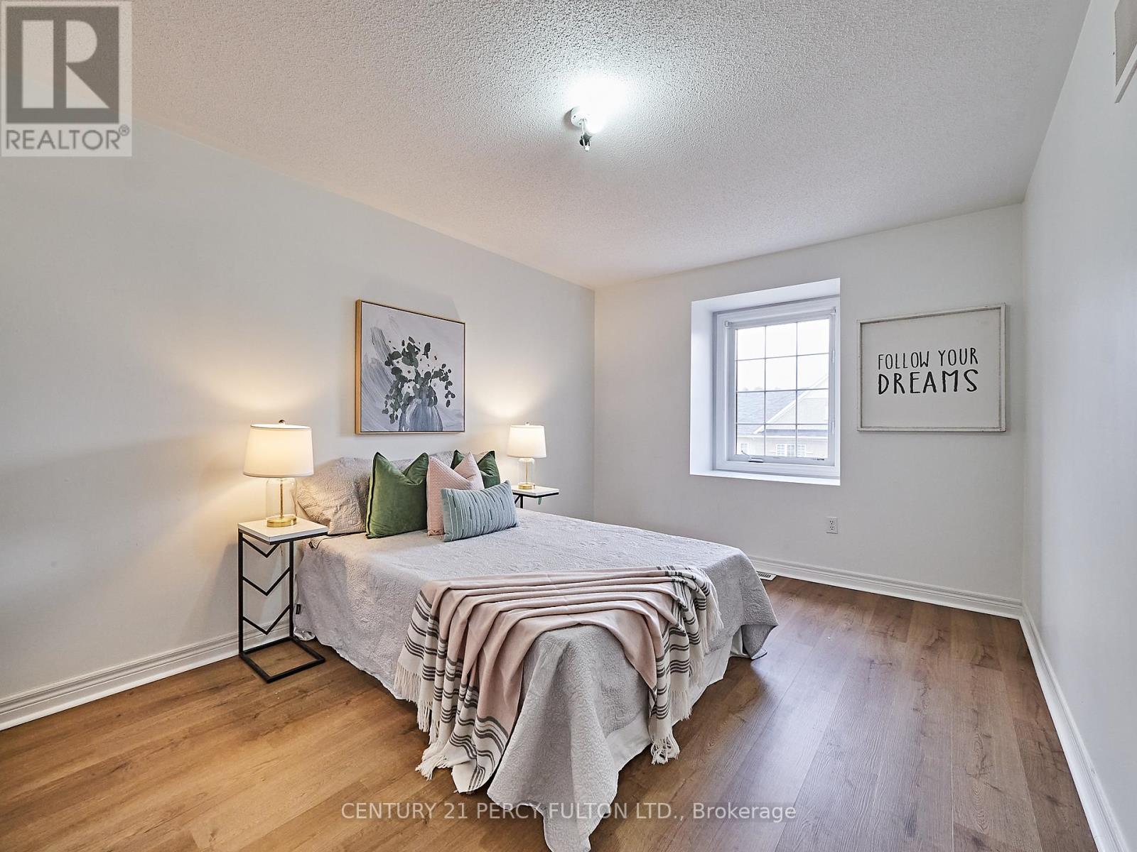 1707 CAROUSEL DR