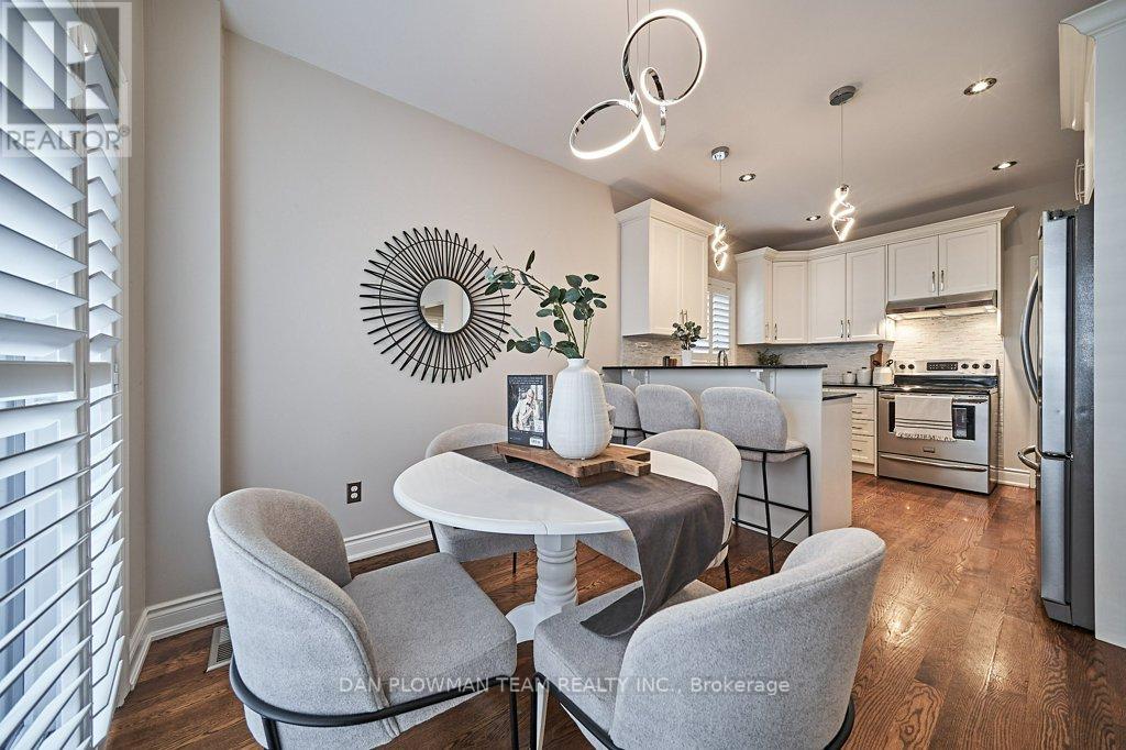 52 WESSEX DR