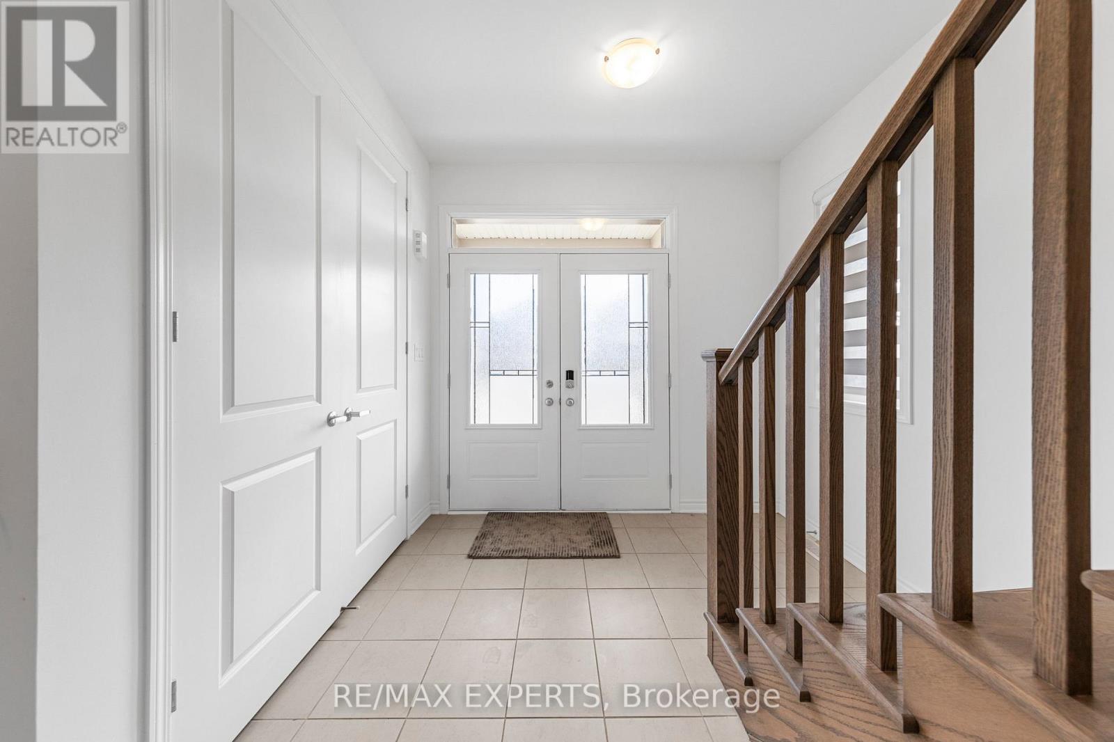 1508 HONEY LOCUST PL