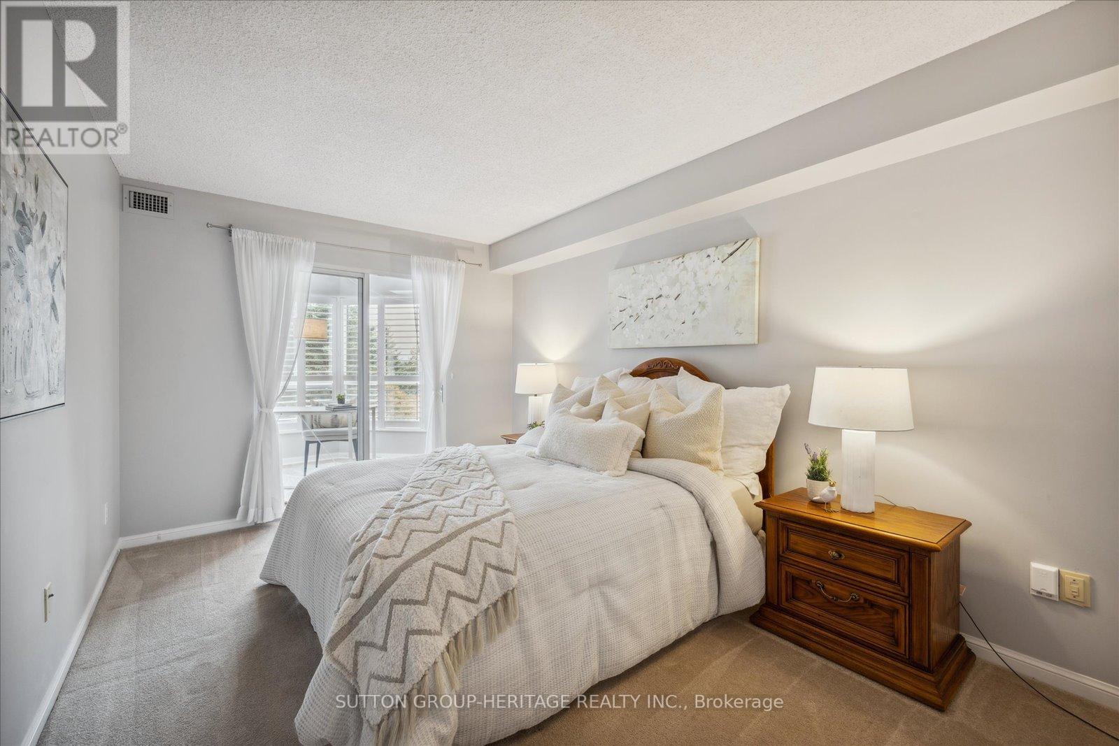#314 -712 ROSSLAND RD E, #314