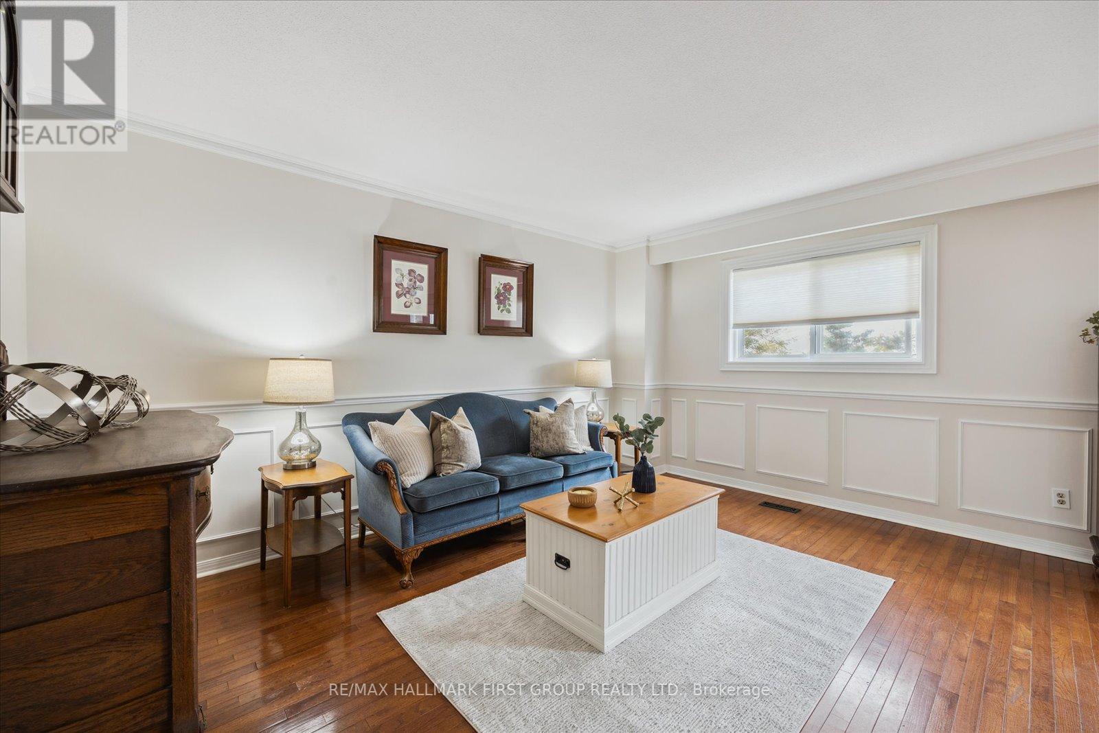 610 CREEKVIEW CIRC