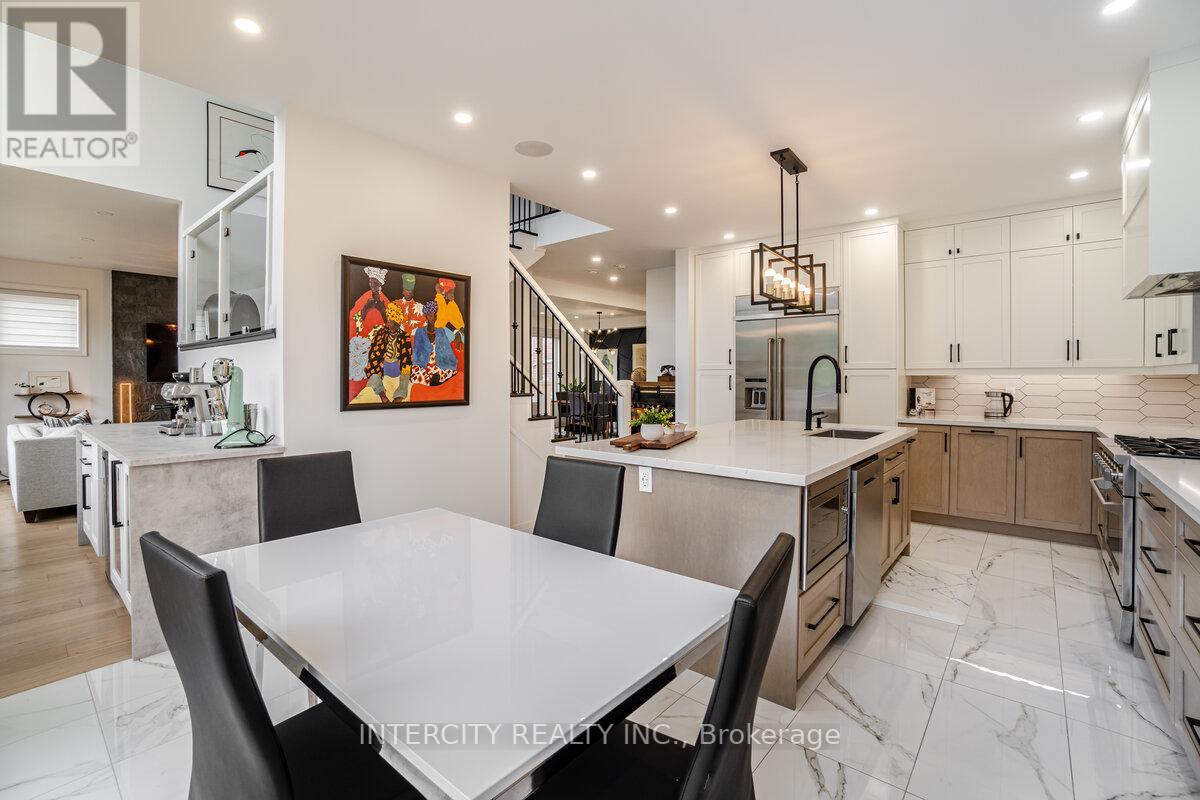 1035 KINGPEAK CRES