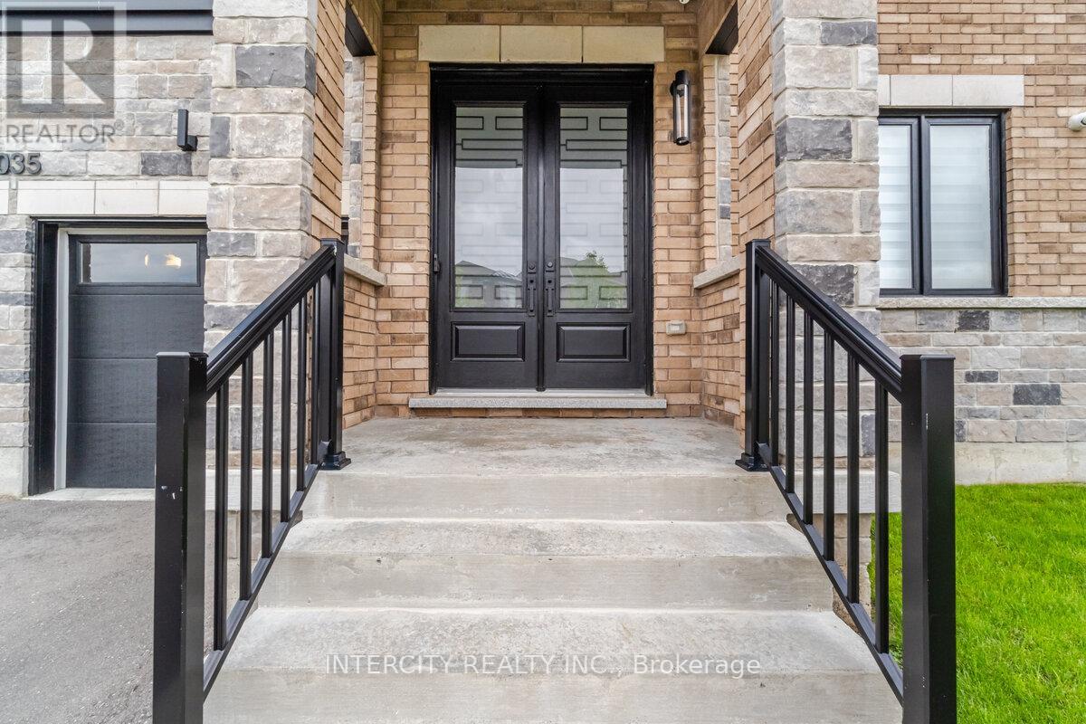 1035 KINGPEAK CRES