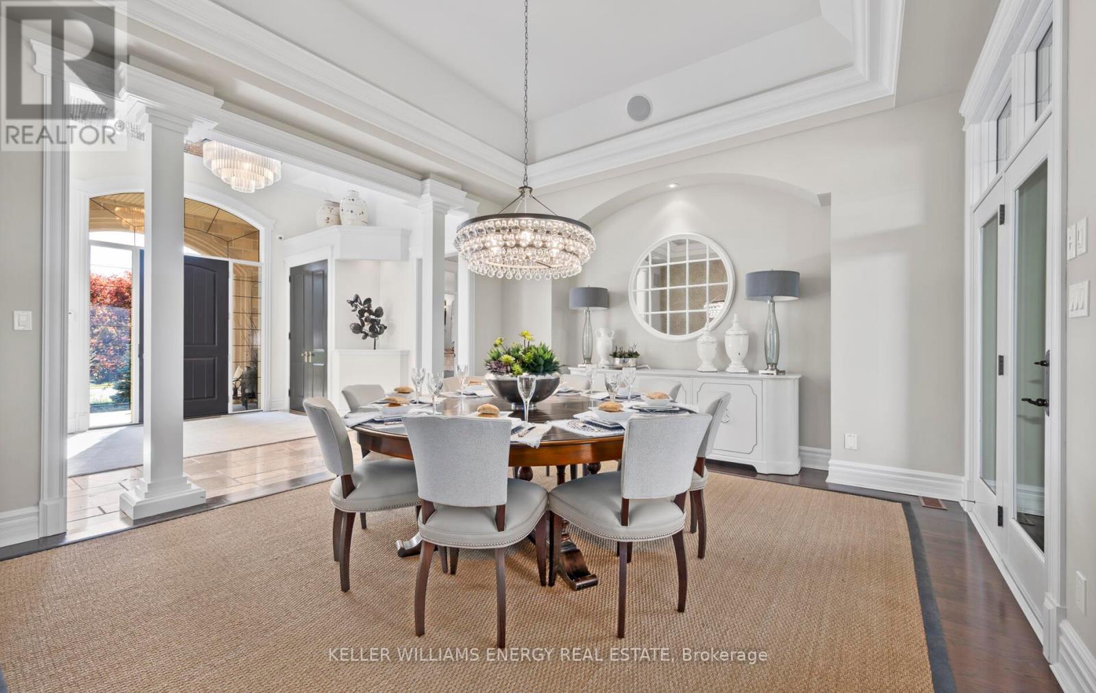 960 COLUMBUS RD W
