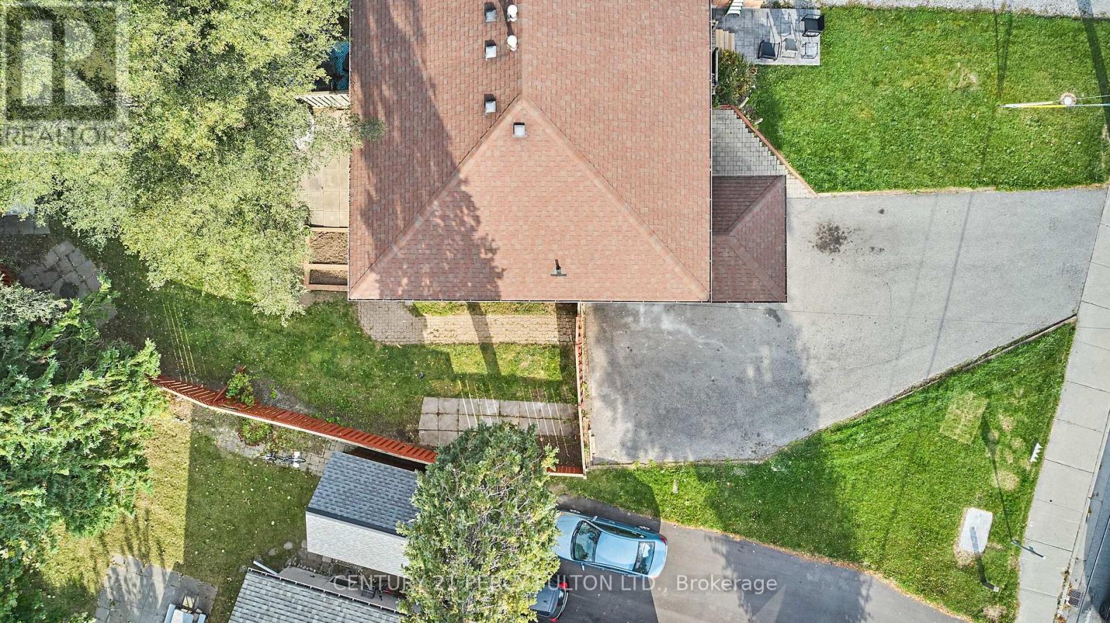 882 WEST SHORE BLVD