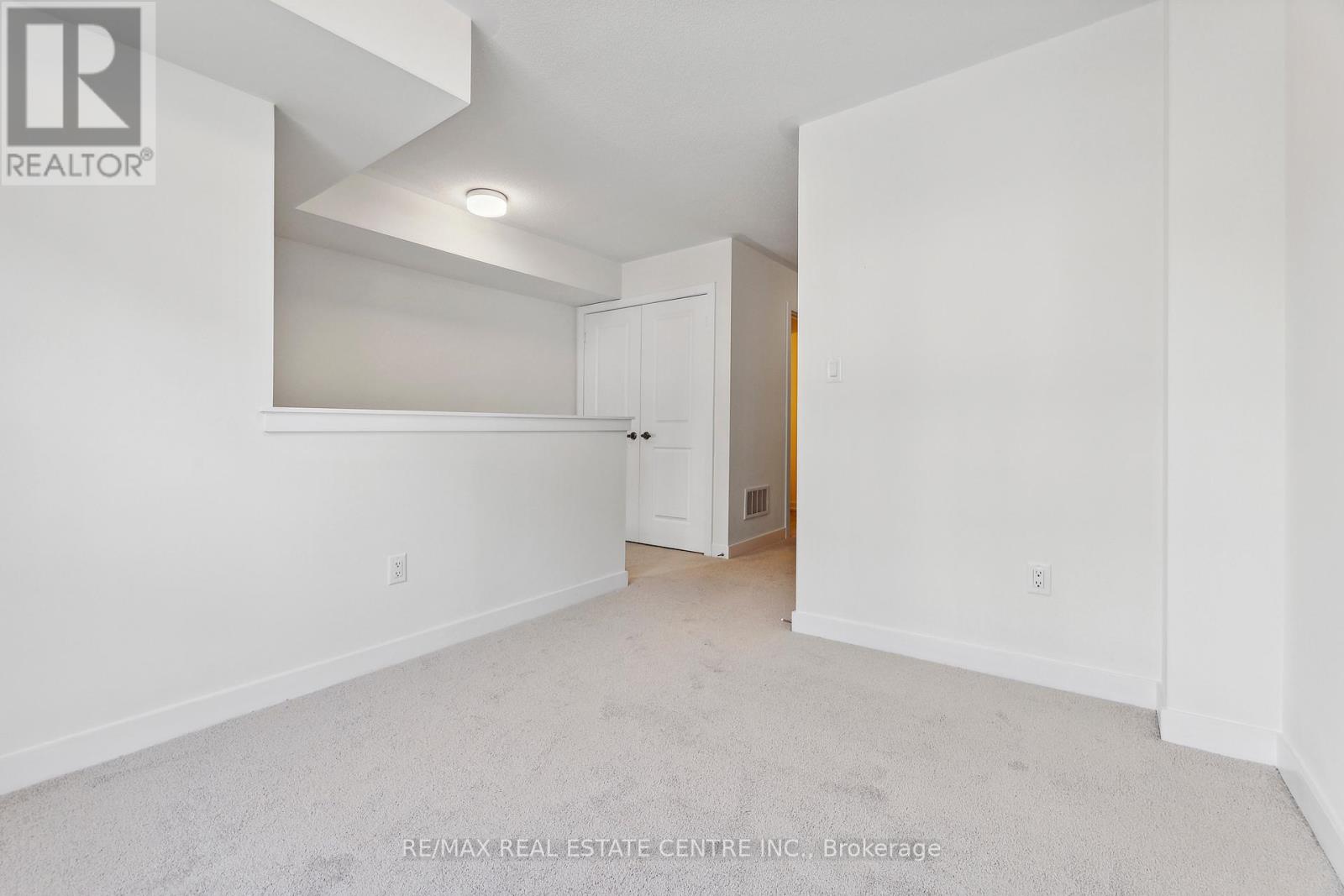 2571 CASTLEGATE CROSSING CRT