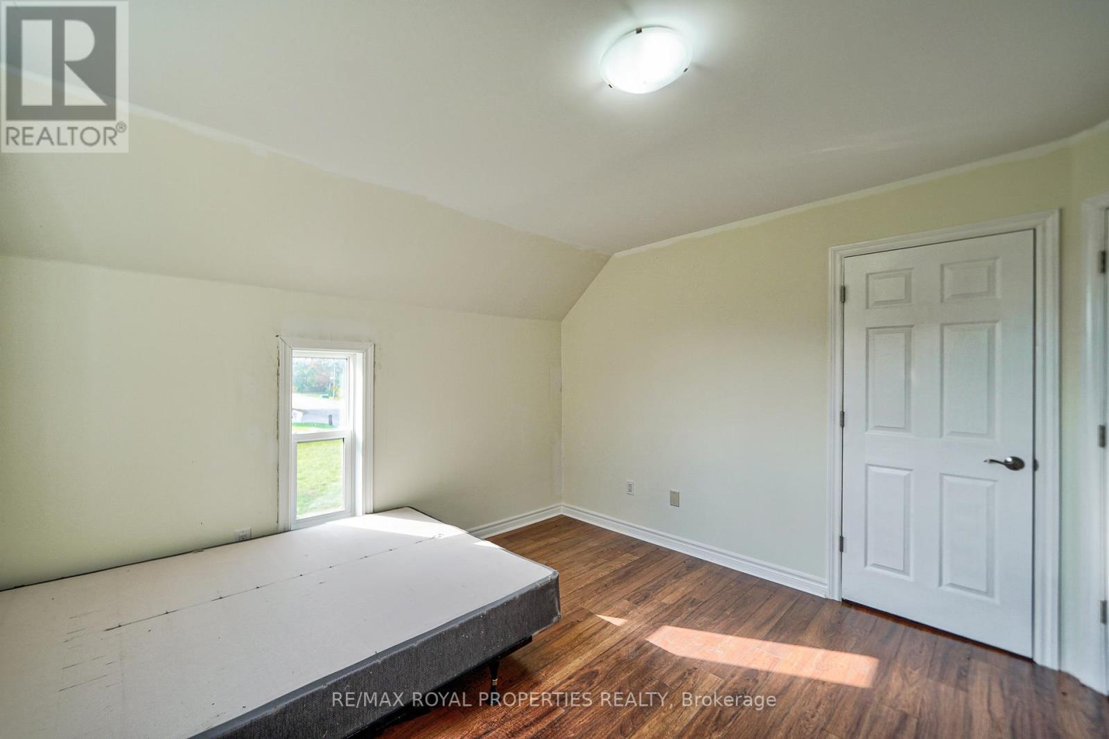 4973 OLD BROCK RD