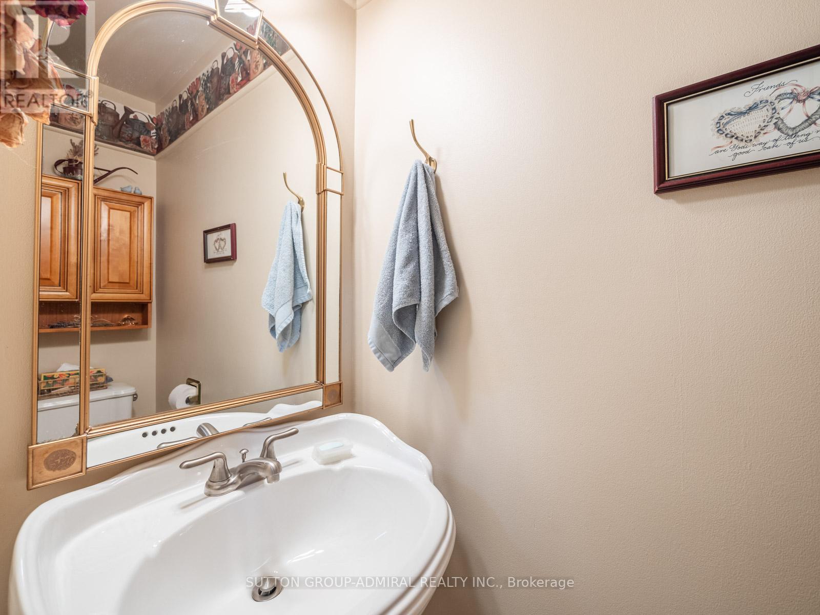 1750 LISTOWELL CRES