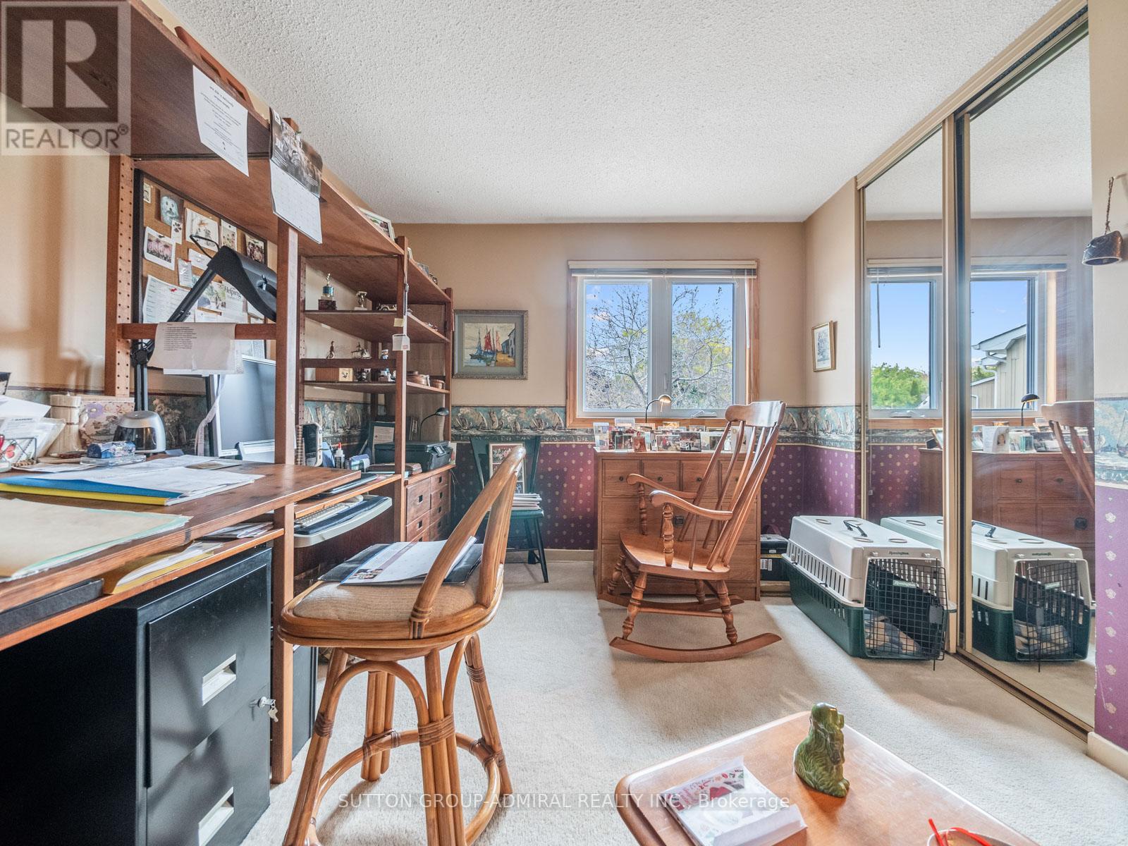 1750 LISTOWELL CRES