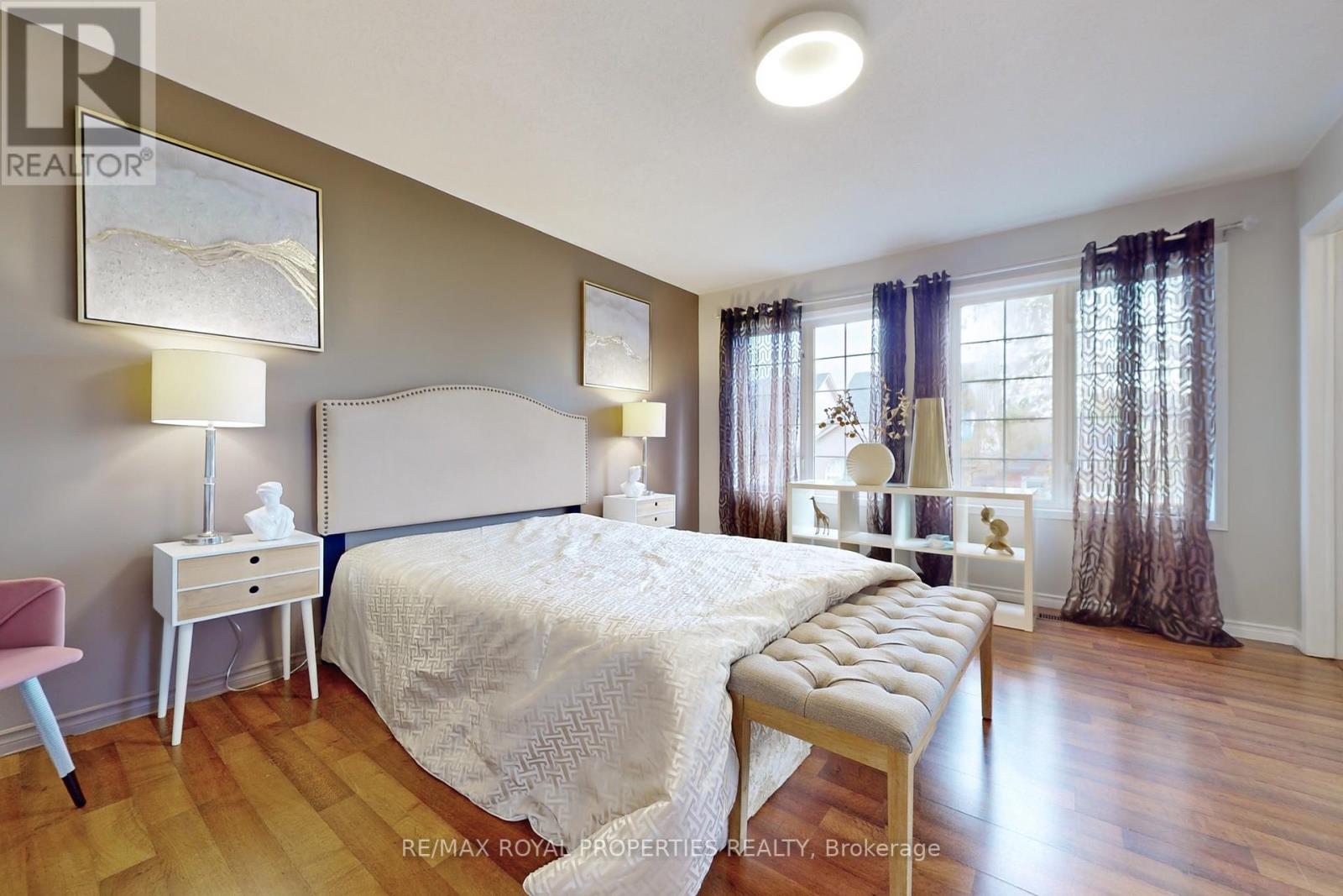 1 HUBBELL DR