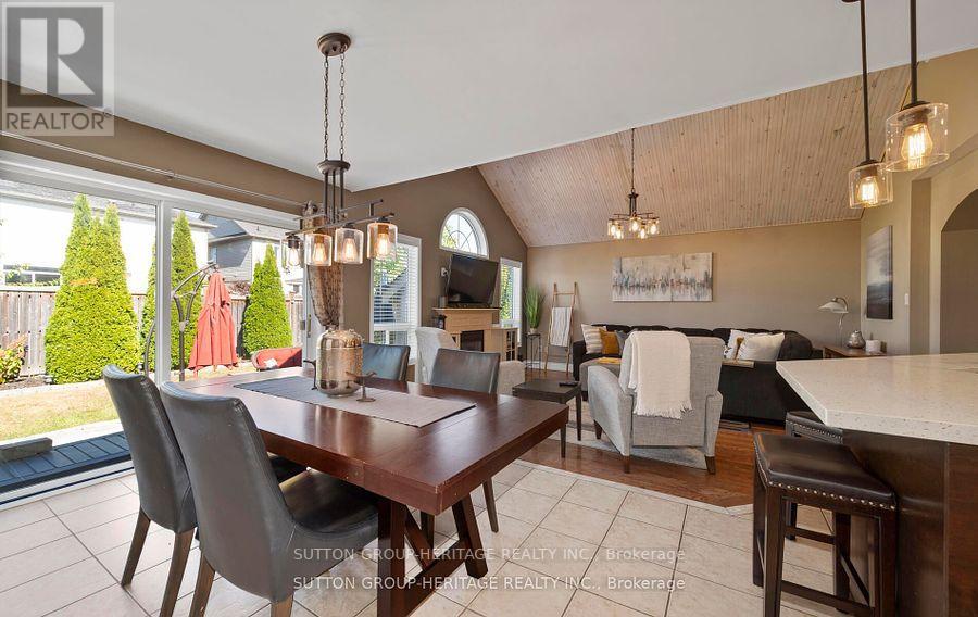 8 CLARIDGE CRES